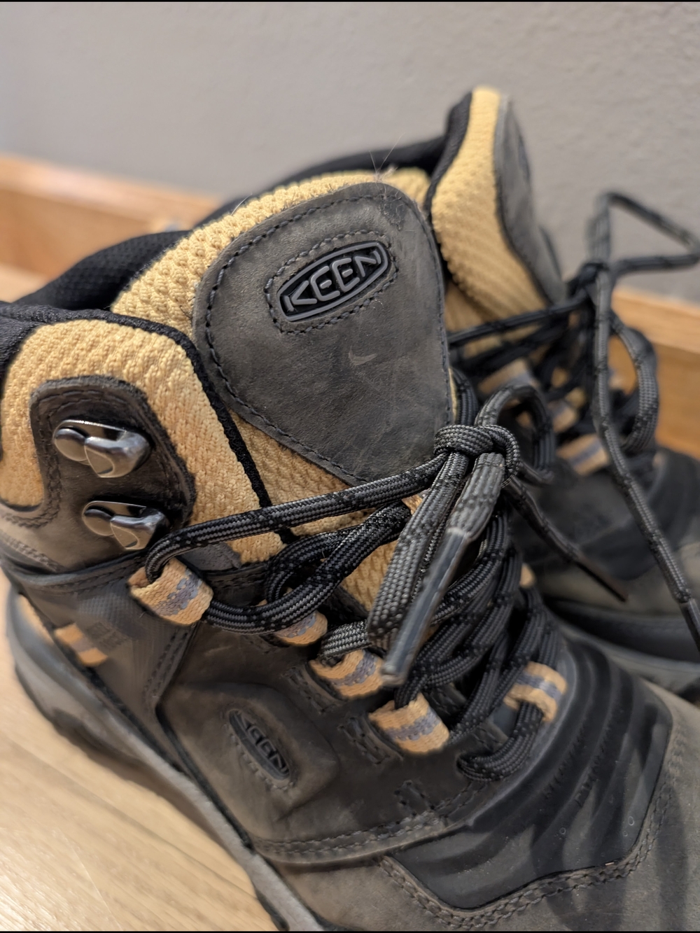 KEEN Kids Grey and Yellow Hiking Boots - Picture 5 of 7